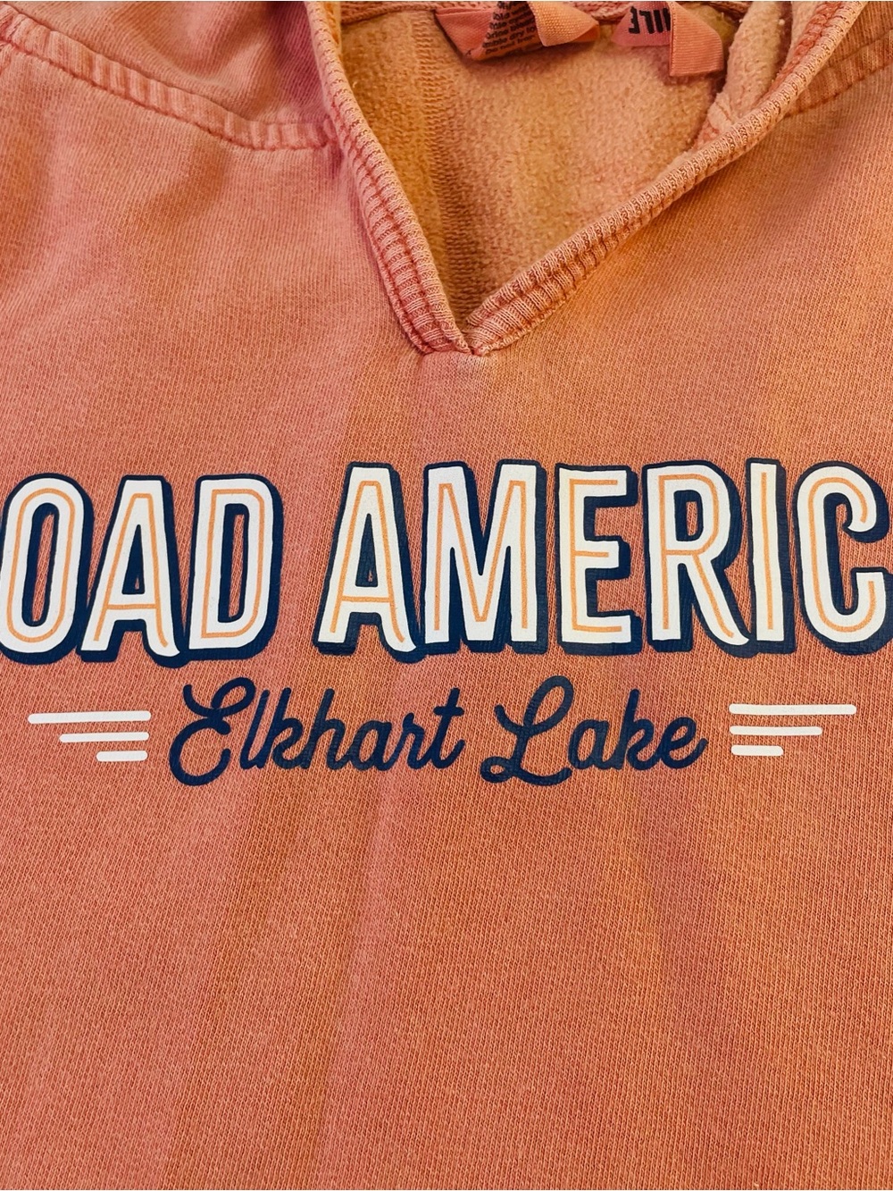 MV Sport Coral Pink Coastal Colors Sweatshirt Tag Elkhart Lake Racing Size L